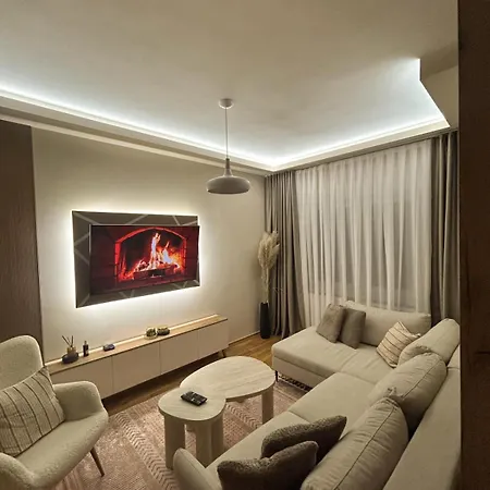 Stan Na Dan Lux 80 Apartman *