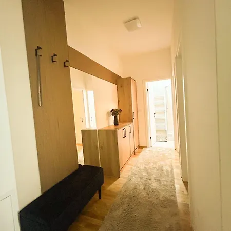Apartman Stan Na Dan Lux 80