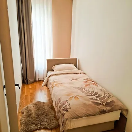 Stan Na Dan Lux 80 Vranješ