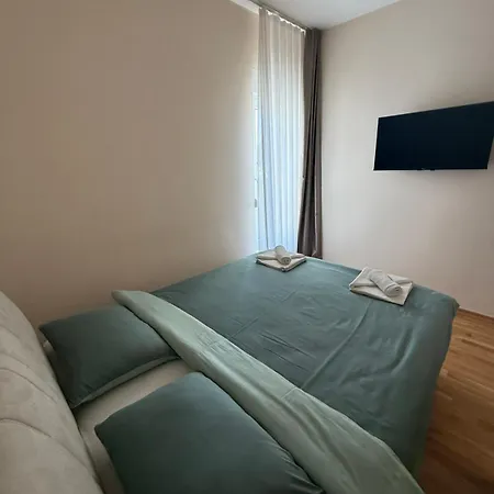Stan Na Dan Lux 80