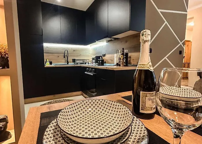 Stan Na Dan Lux 80 *